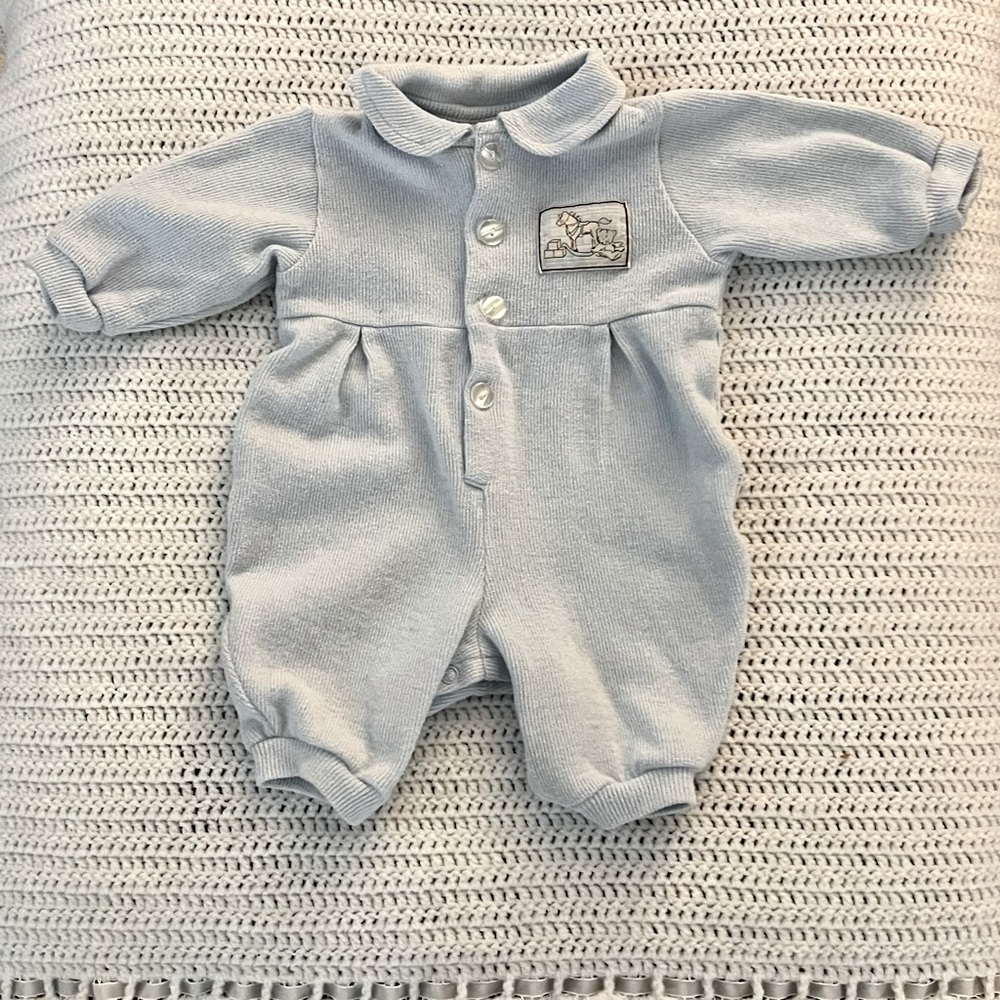 Vintage baby blue jumper